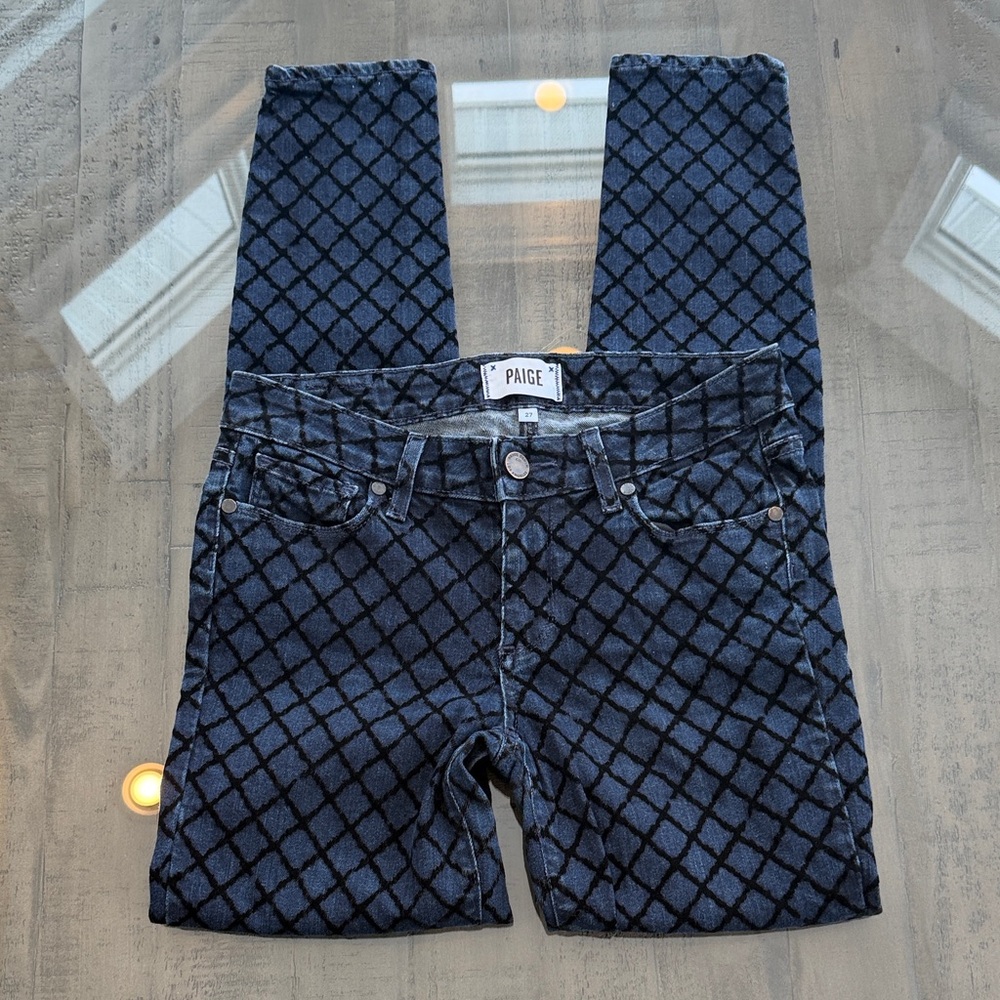 PAIGE Verdugo Ultra Skinny Blue and Black Checkered Jeans. Have wear on Knees. - Picture 4 of 8